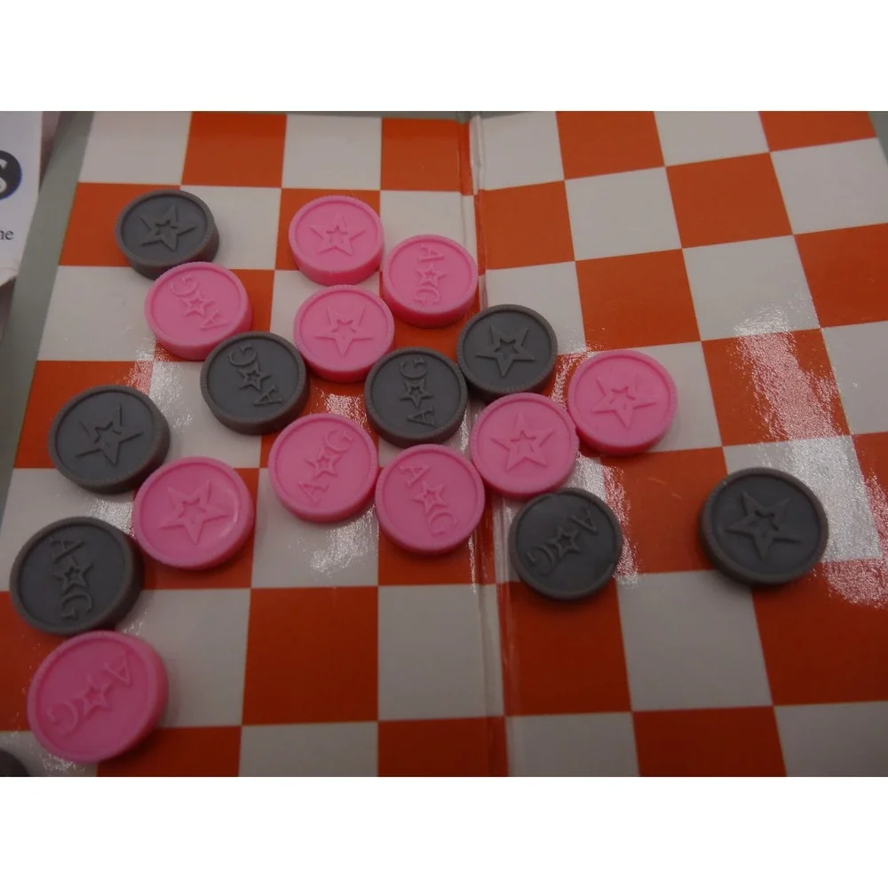 American Girl Doll Checkers Game Set Pink Grey Board Pieces 0743CTP2